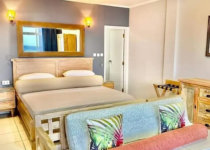 Studios- Beauvallon Mahe Island, Seychelles Apartment