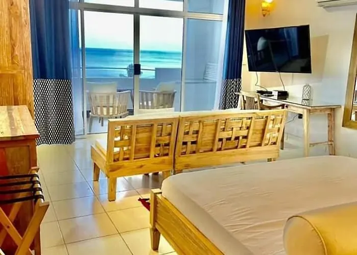 Apartment Studios- Beauvallon Mahe Island, Seychelles